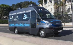 Iveco Daily Minibus Electric Blue Power